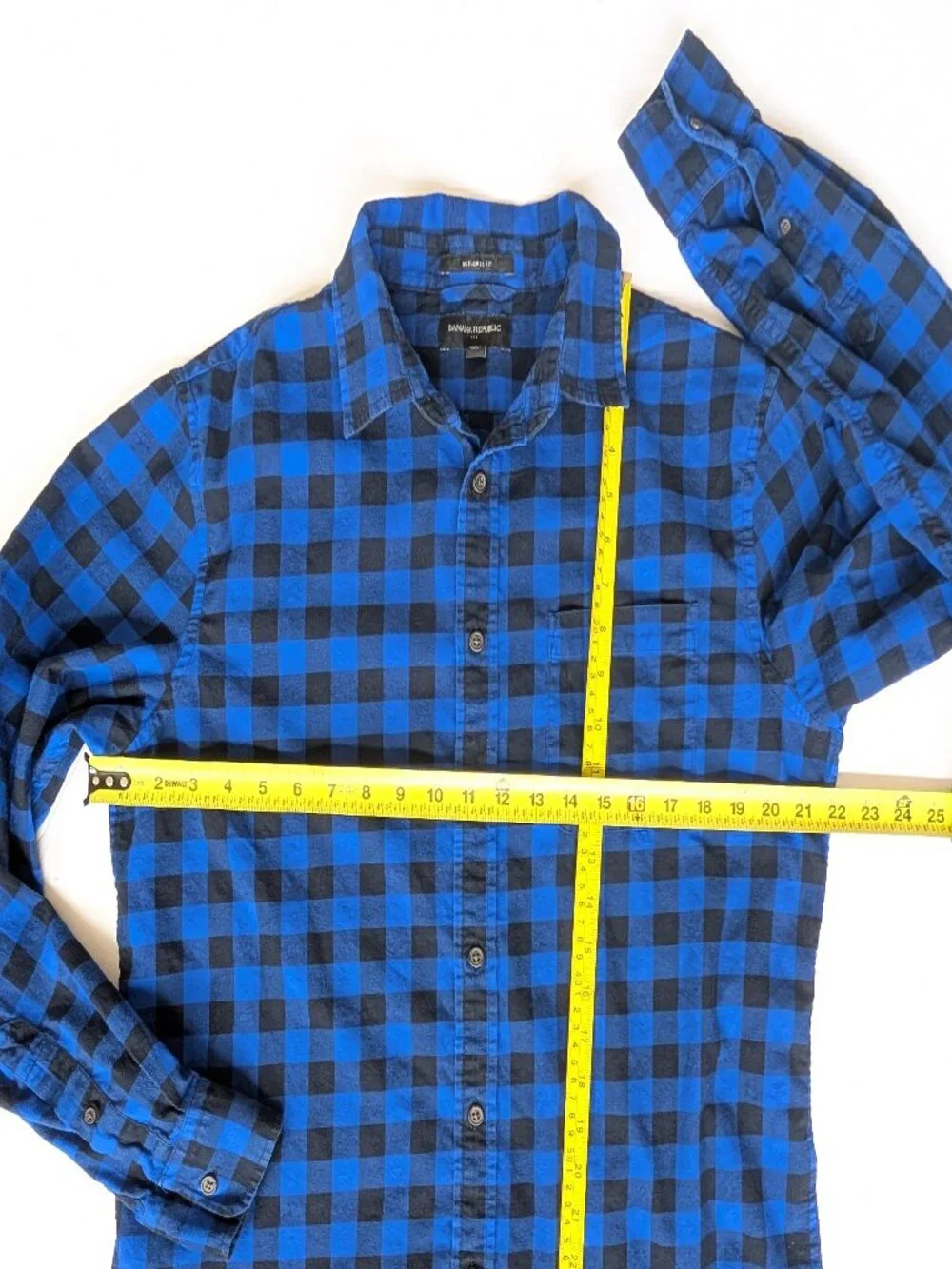 Banana Republic Men's L Blue buffalo check Plaid long-sleeve Button-up Shirt